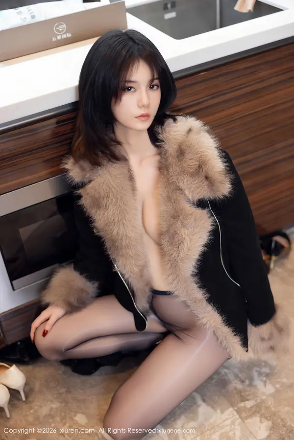 Vol. 11215 凌七七(63P)