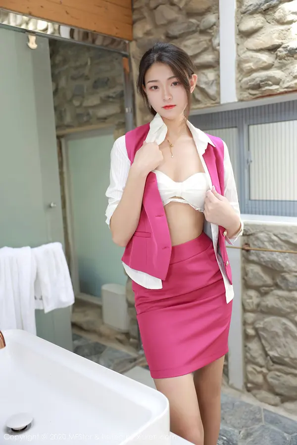 Vol. 0356 Laura苏雨彤(46P)