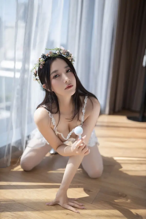 鱼子酱Fish《在逃公主》(120P)