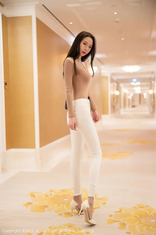 Vol. 03303 梦心月(81P)