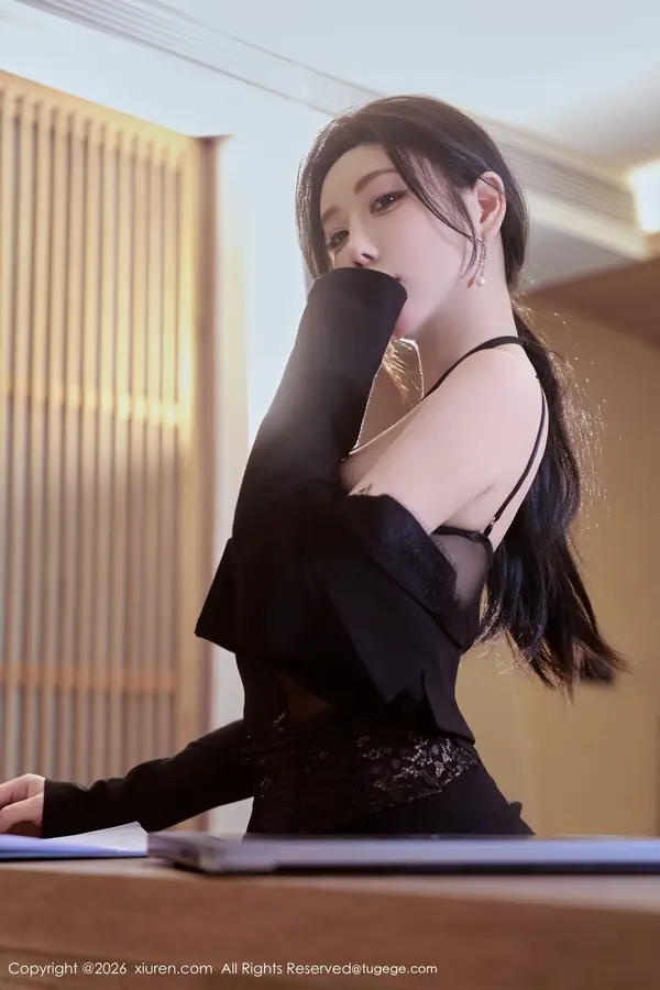 Vol. 11230 杨晨晨(76P)