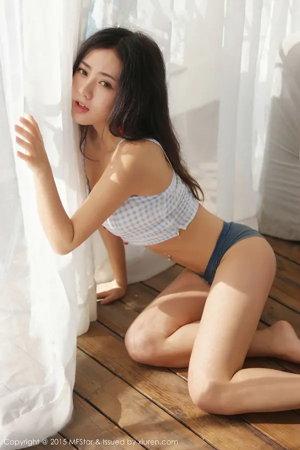 Vol. 0004 Manuela玛鲁娜(49P)