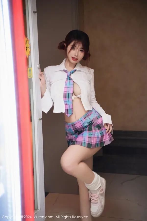 Vol. 08015 美七Mia(76P)