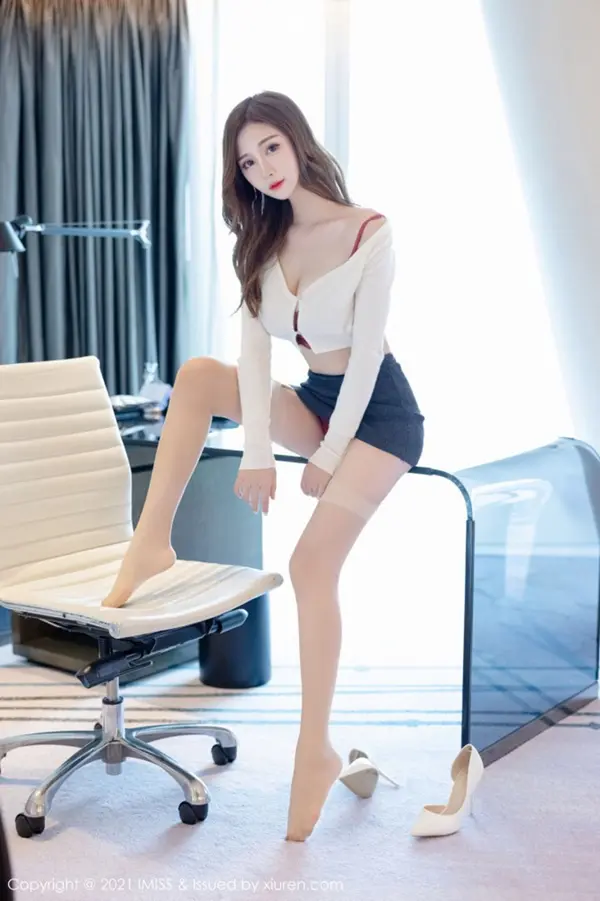 Vol. 0555 Lavinia肉肉(53P)