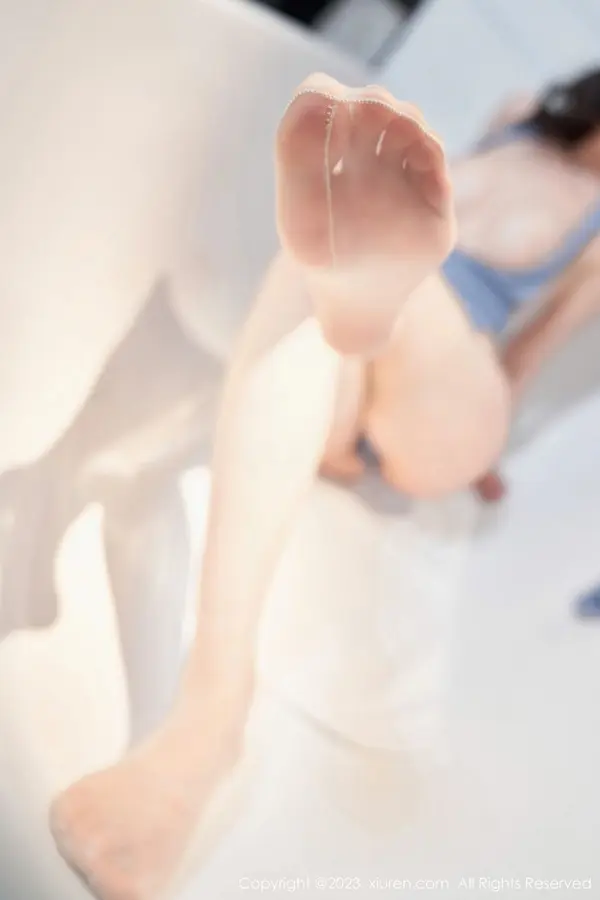 Vol. 06936 章芃芃(81P)