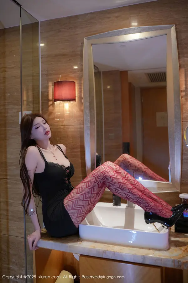 Vol. 09697 Carol周妍希X(81P)