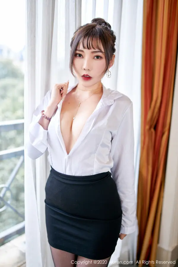 Vol. 01928 柴婉艺Averie(43P)