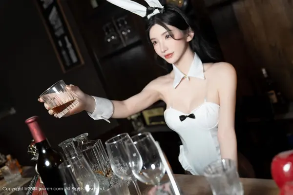 Vol. 08318 周于希Sally(108P)