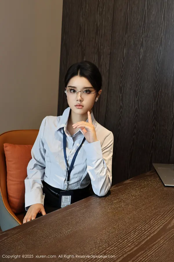 Vol. 10674 糯梨子(61P)