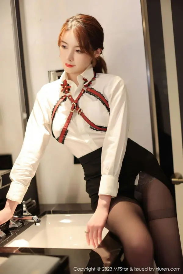 Vol. 0615 yoo优优(51P)