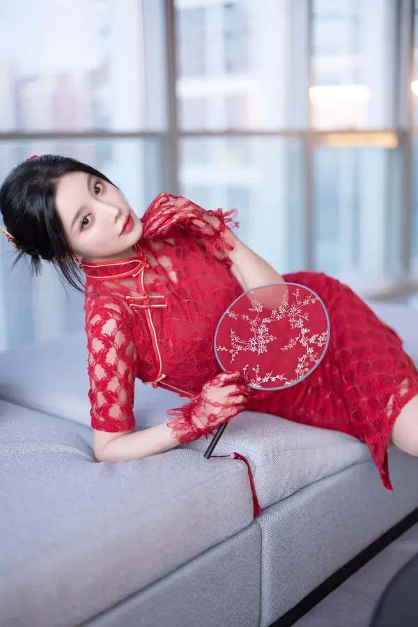 Vol. 1184 杨晨晨《私购流出》(103P + 2V)
