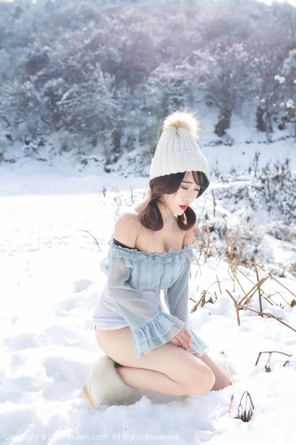 Vol. 00720 兜豆靓Youlina(52P)