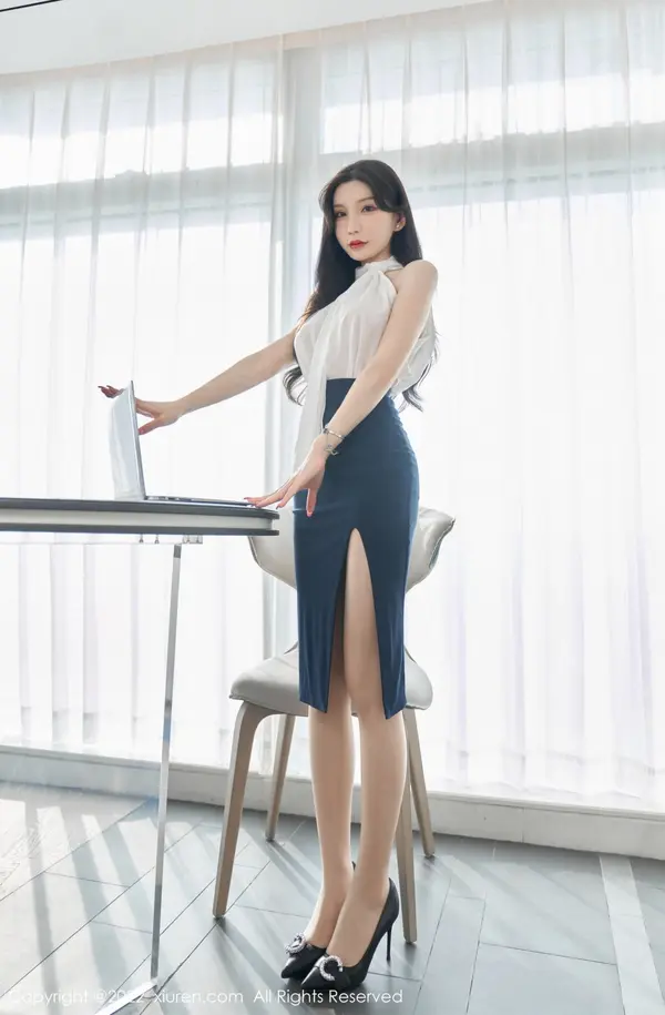 Vol. 05948 周于希Sally(71P)
