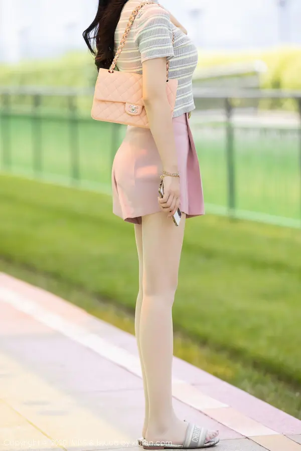 Vol. 0526 Angela小热巴(43P)