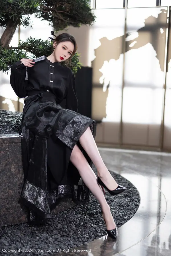 Vol. 08465 梦心玥(83P)