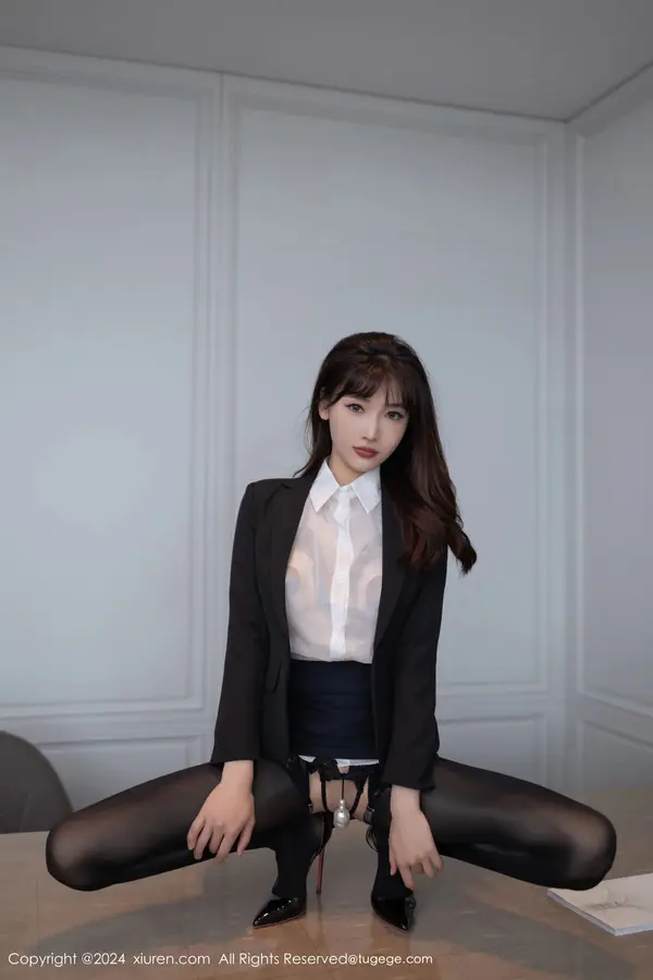 Vol. 08988 陆萱萱(81P)