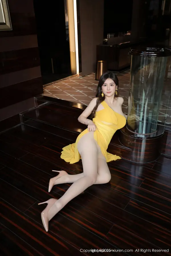Vol. 10403 小肉肉咪(77P)