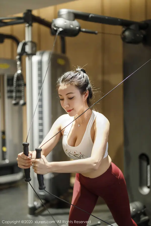 Vol. 02332 果儿Victoria(57P)