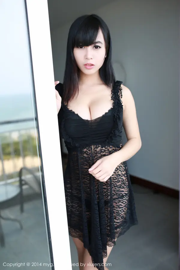 Vol. 0033 黄可(70P)
