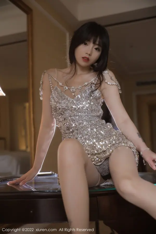 Vol. 05209 周于希Sally(56P)