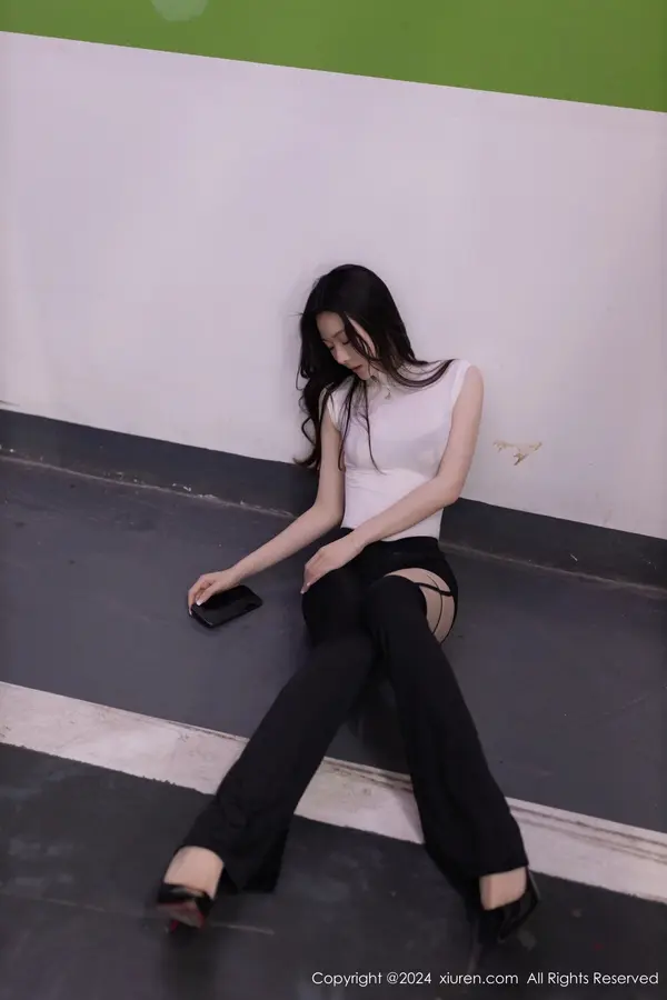 Vol. 08270 小逗逗(81P)