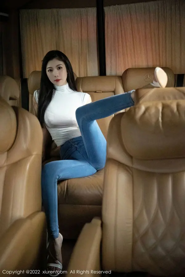 Vol. 05677 李雅柔182CM(85P)