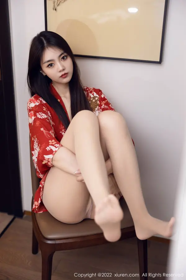 Vol. 05736 可乐Vicky(54P)
