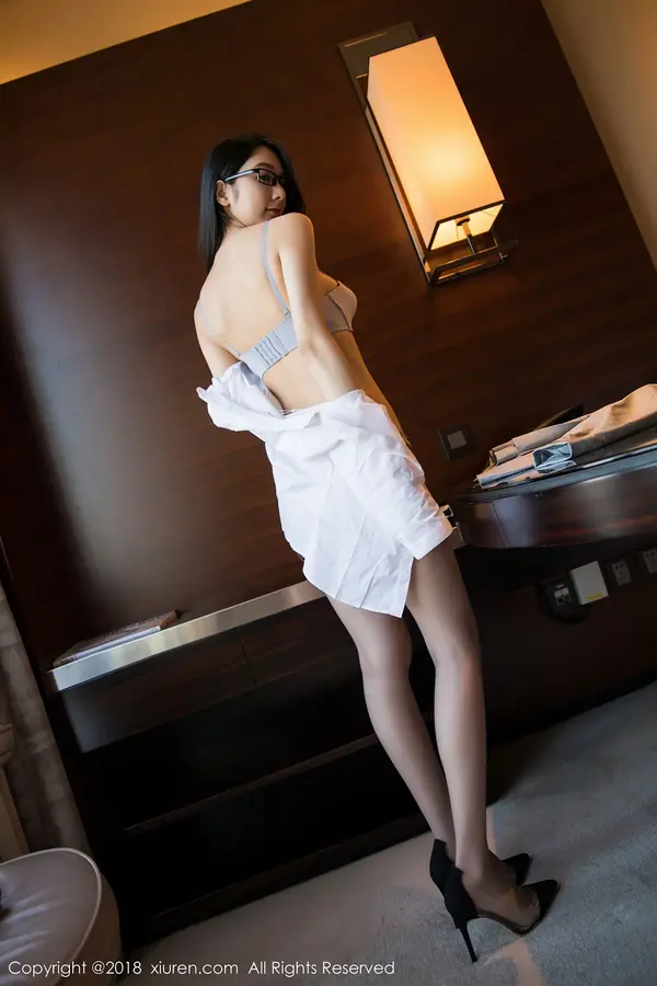 Vol. 01172 Angela小热巴(55P)