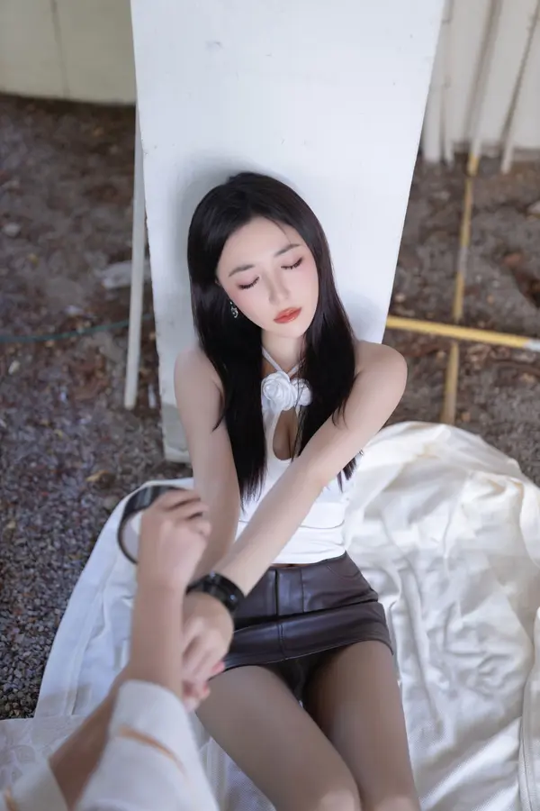 鱼子酱Fish《尾随》(104P)