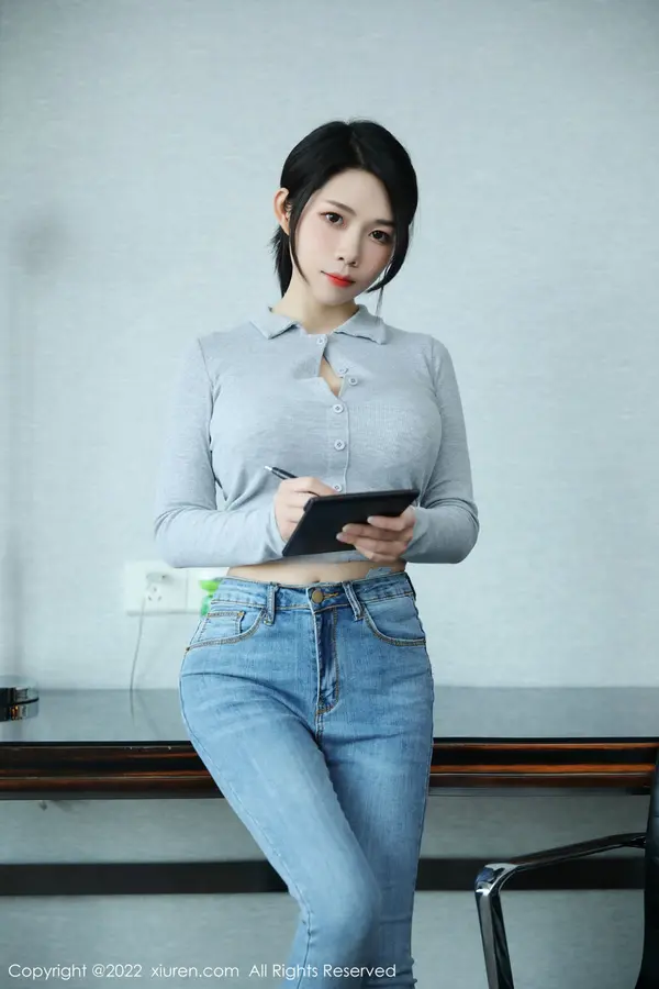 Vol. 04711 娜娜子呀(73P)