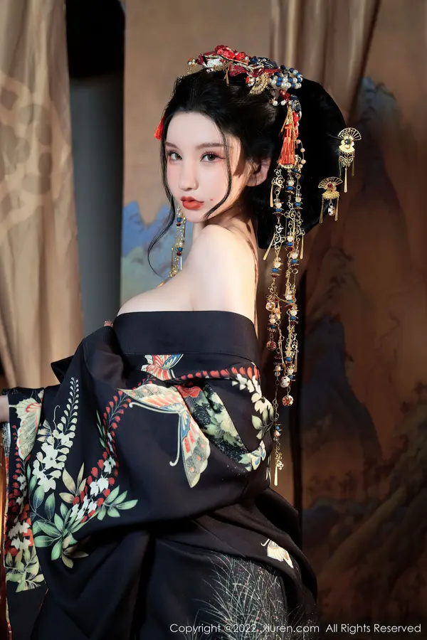 Vol. 05537 周于希Sally(81P)