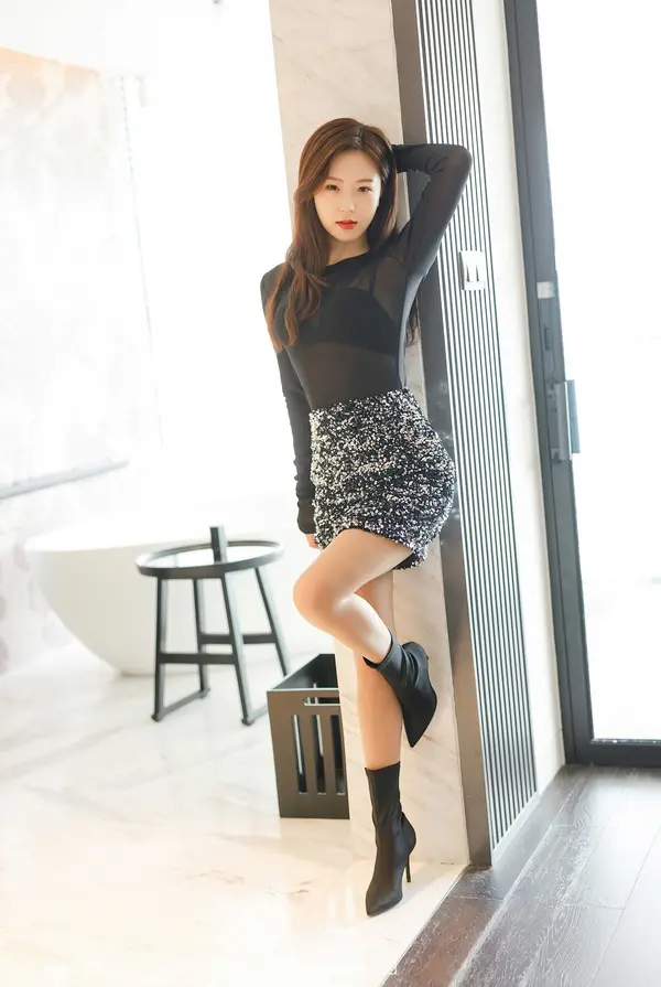 Vol. 02325 杨紫嫣Cynthia(68P)