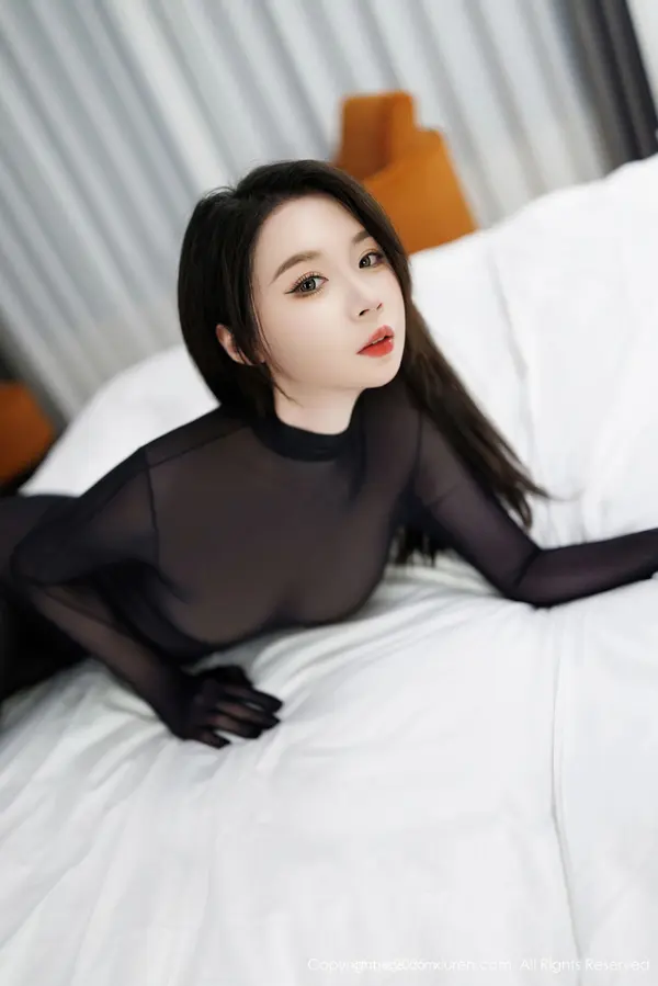 Vol. 09992 梦心玥(84P)