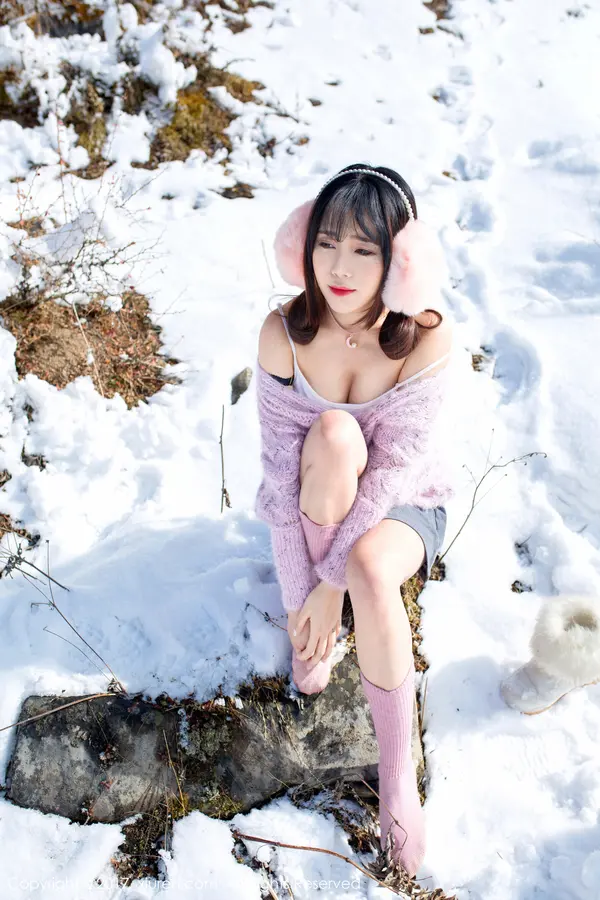 Vol. 00720 兜豆靓Youlina(52P)