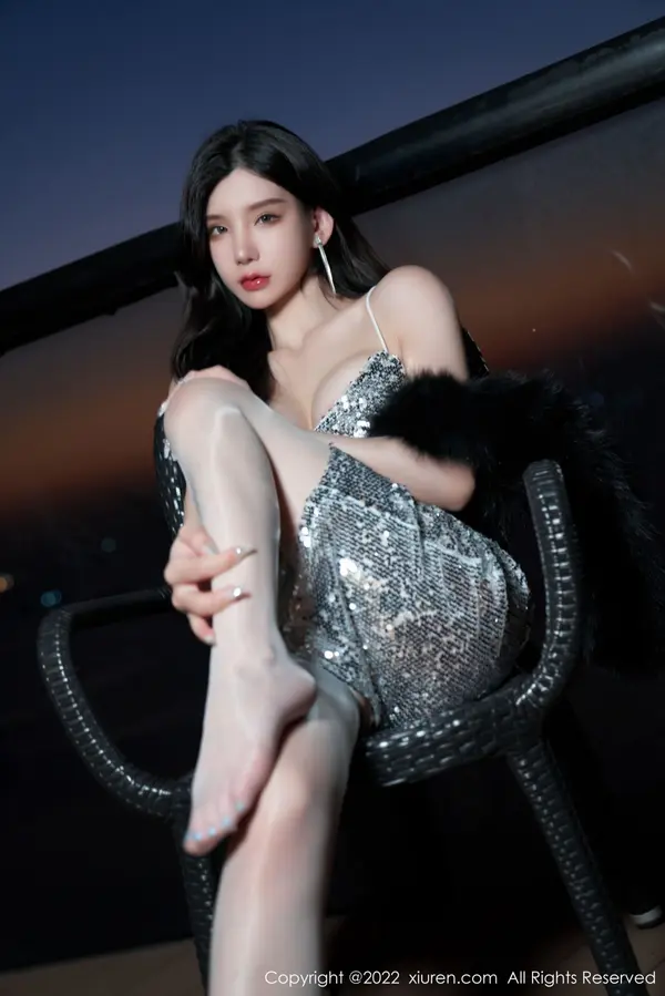 Vol. 04628 周于希Sally(71P)