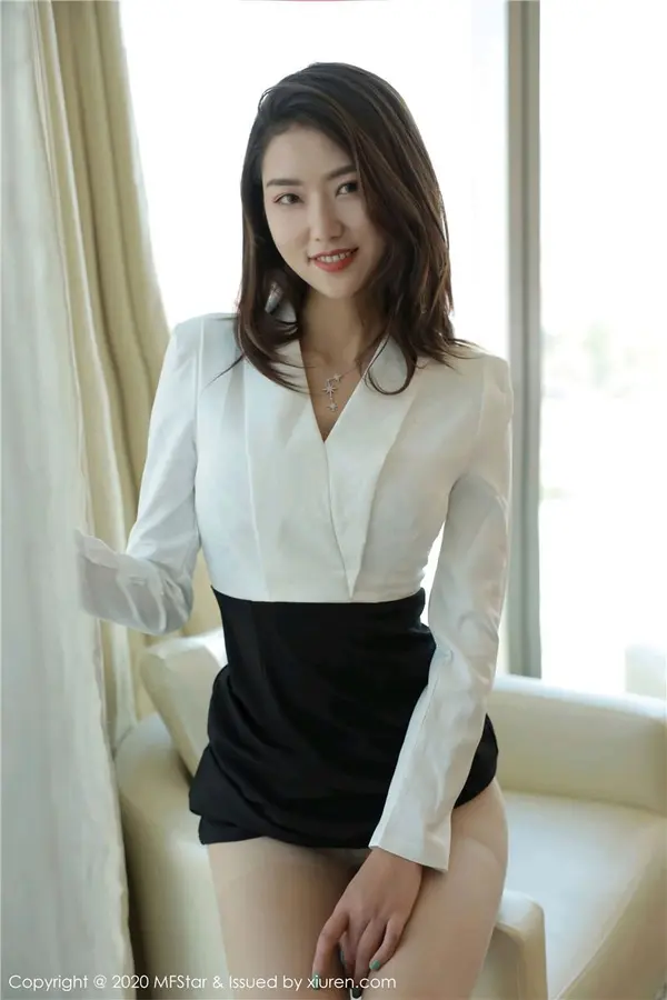 Vol. 0350 方子萱(67P)
