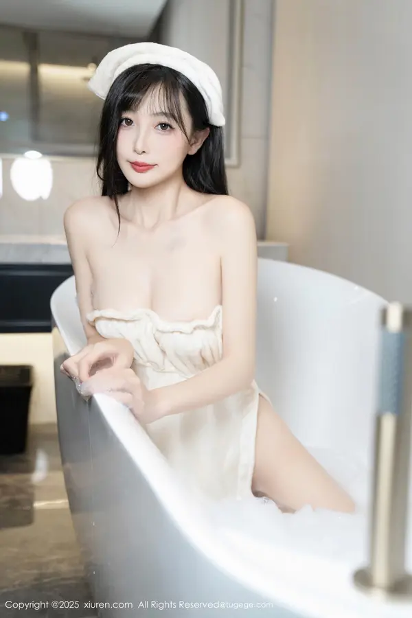 Vol. 10005 樱桃小阑子(88P)