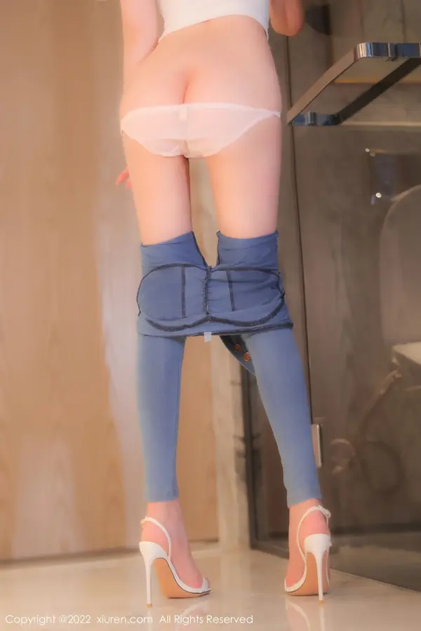 Vol. 05677 李雅柔182CM(85P)
