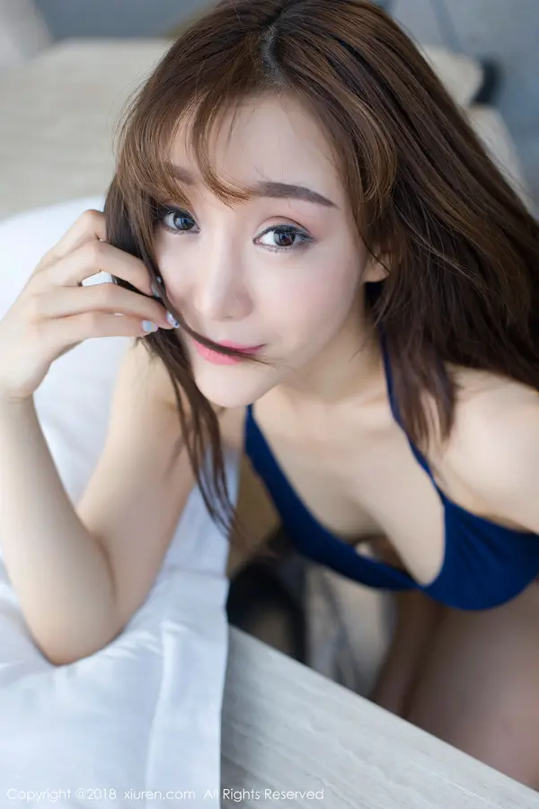Vol. 01079 顾灿(51P)
