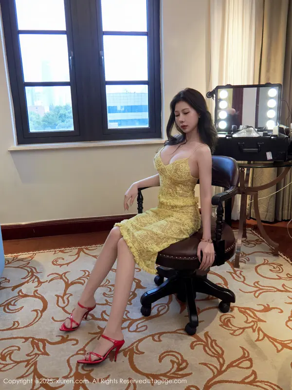 Vol. 10879 尹甜甜sunny(83P)