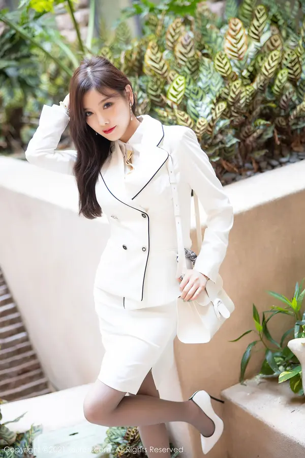 Vol. 02973 杨晨晨sugar(64P)