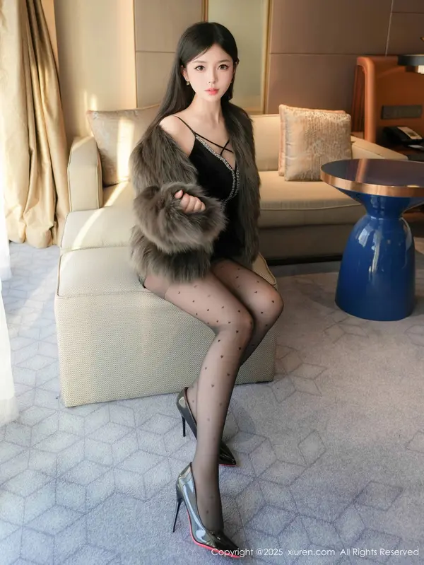 Vol. 10045 优酱(66P)