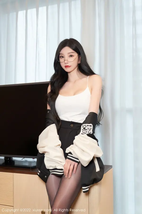 Vol. 05253 周于希Sally(70P)