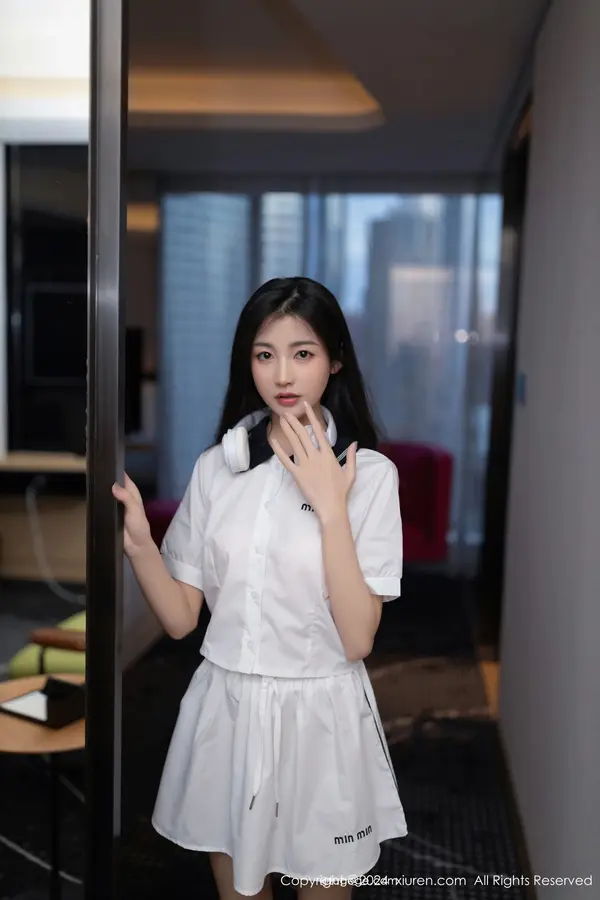 Vol. 08793 鱼尾fish(81P)