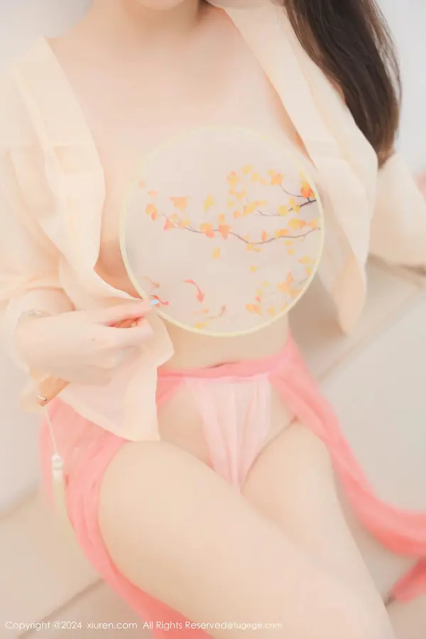 Vol. 08906 软软酱(90P)