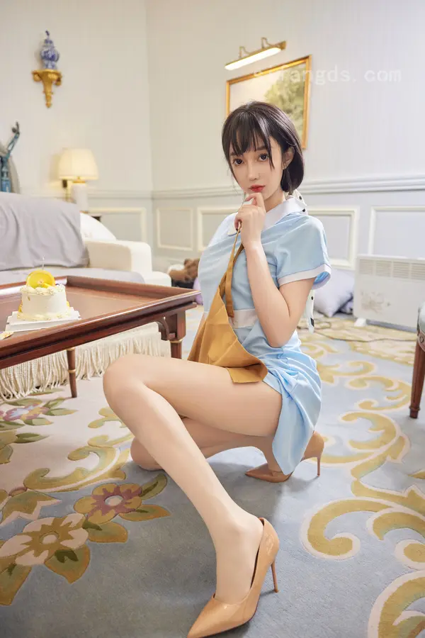 玥儿玥er《私购流出》(82P + 4V)
