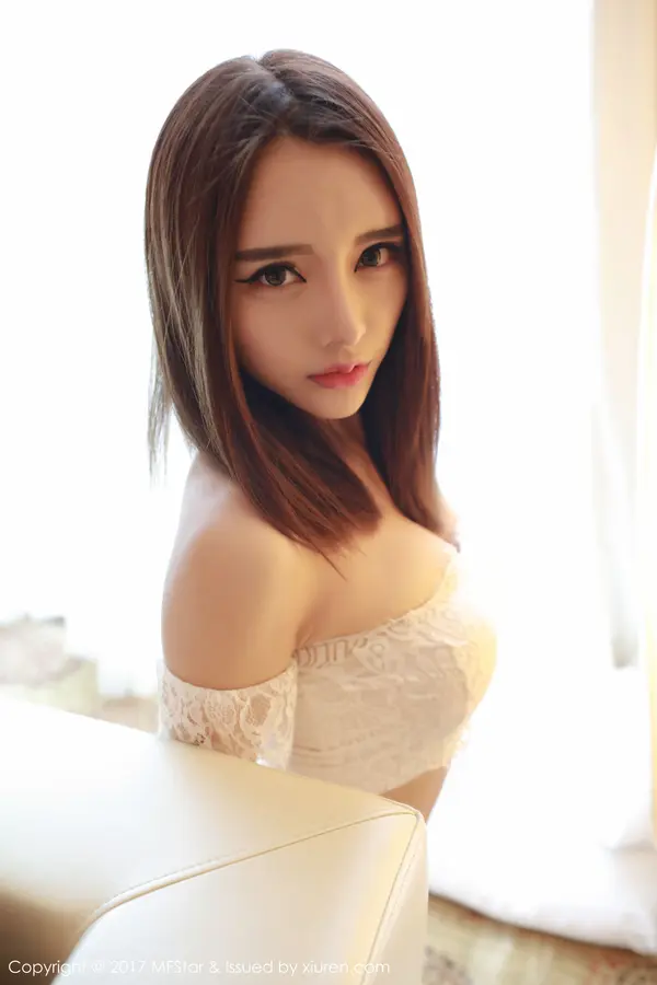 Vol. 0113 璐璐(42P)
