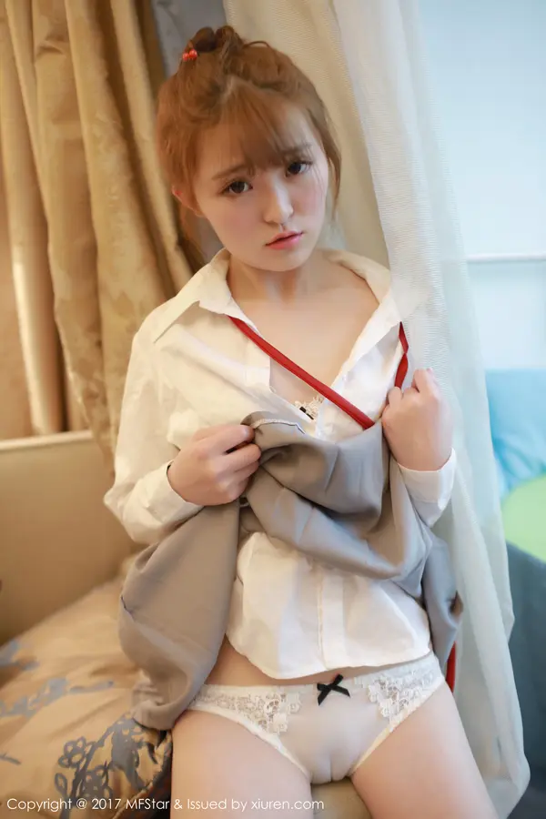 Vol. 0098 伊小七MoMo(48P)