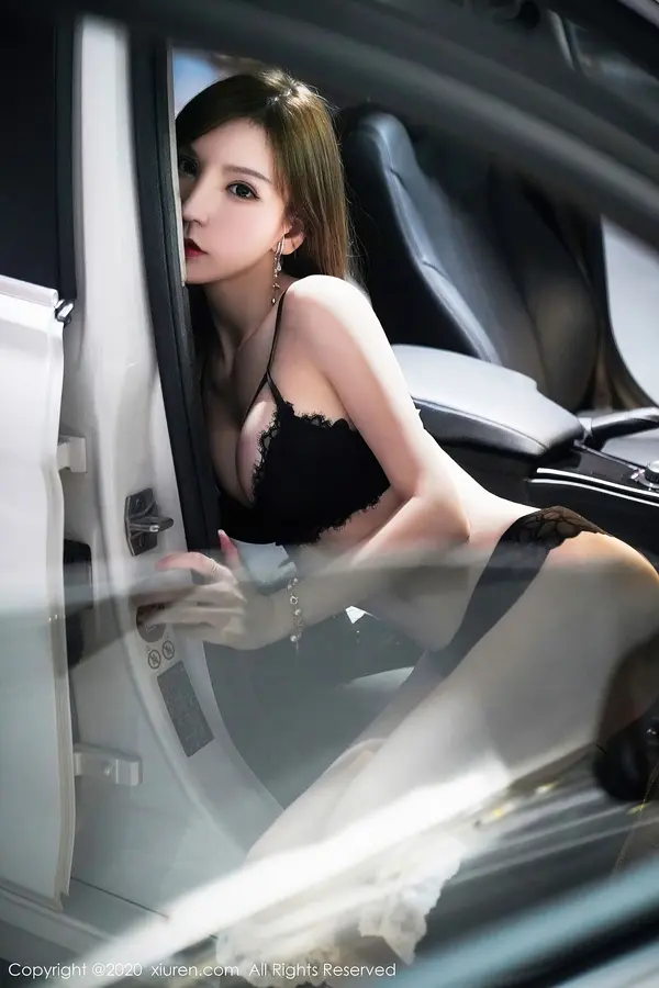Vol. 02832 周于希Sandy(91P)
