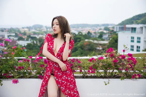 Vol. 01284 黄楽然(52P)